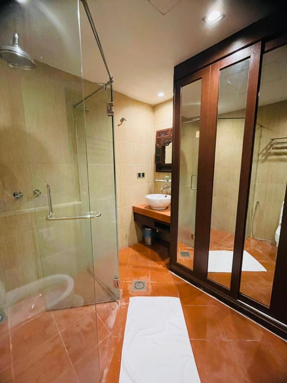 Indulgence Living Hotel Ipoh Bagian luar foto