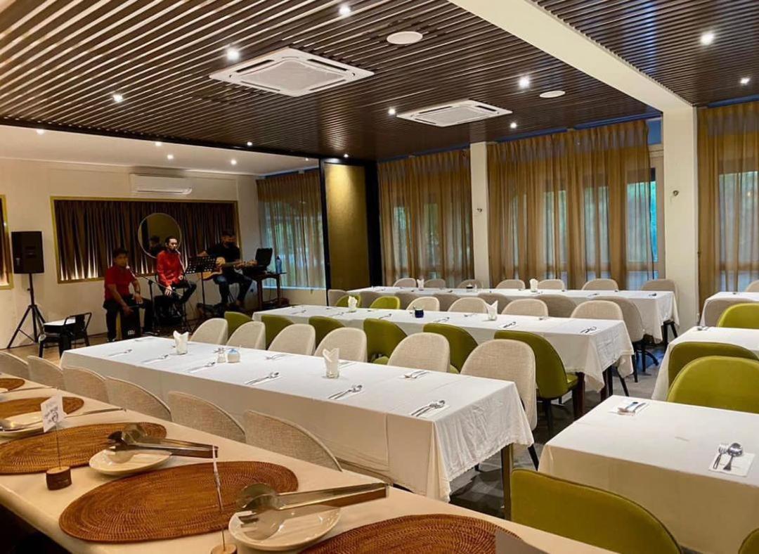 Indulgence Living Hotel Ipoh Bagian luar foto