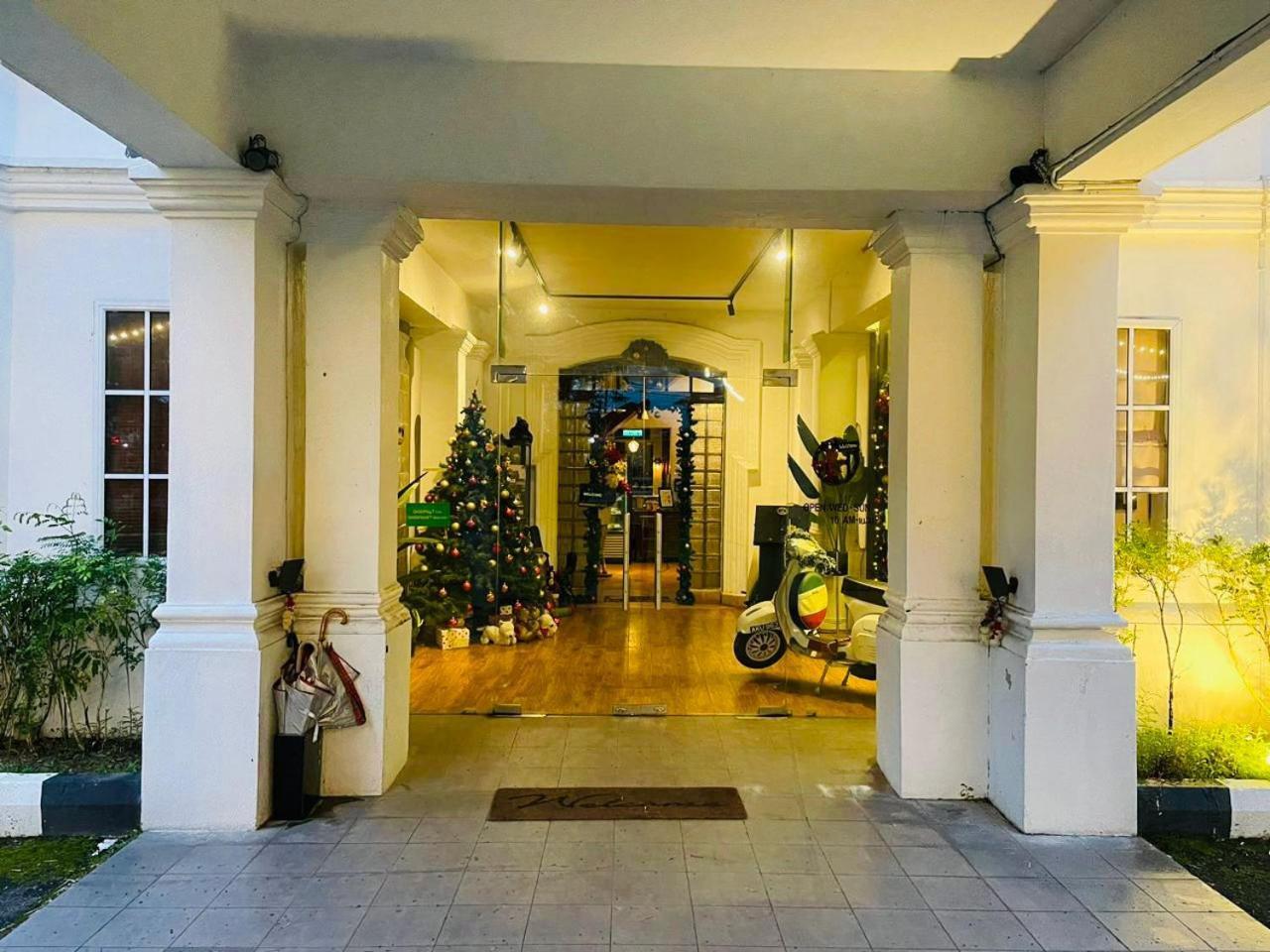 Indulgence Living Hotel Ipoh Bagian luar foto
