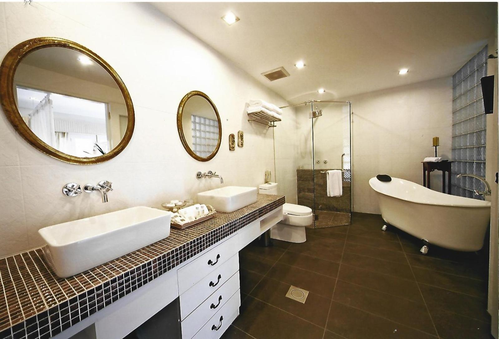 Indulgence Living Hotel Ipoh Bagian luar foto